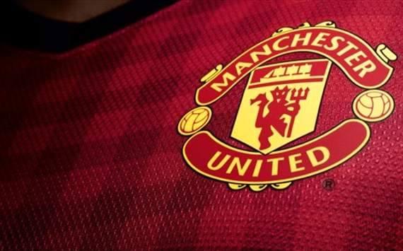 مانشستر يونايتد يتضامن مع ضحايا الحرم المكي