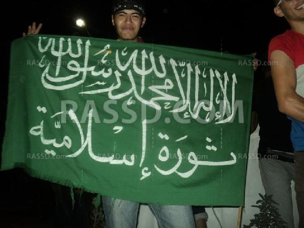 صور..الحوامدية تكسر الحظر بمسيرة رافضة للانقلاب