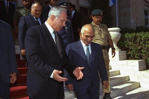 الأردن.. حكاية عارٍ بلا انتهاء