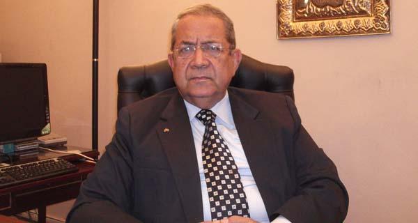 “بيومي” يبحث مع 6 إبريل الأزمة الاقتصادية