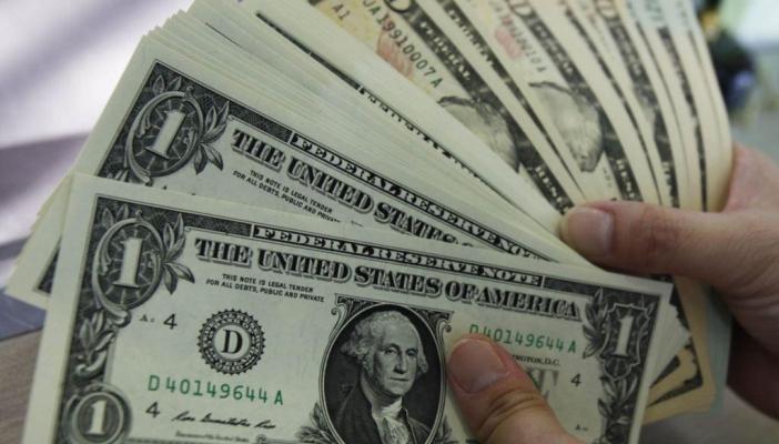 استقرار سعر الدولار في السوق السوداء مسجلًا 12.80 جنيهًا للبيع