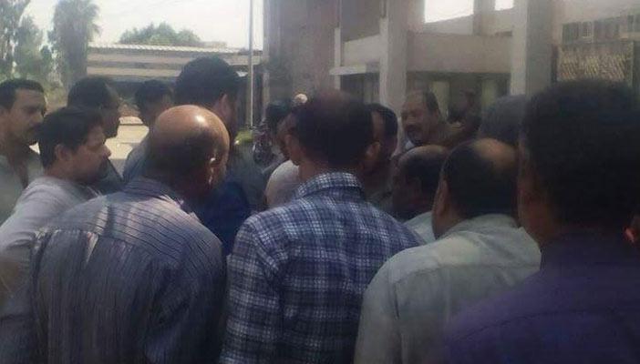 وقفة لعمال مصر-إيران بالشرقية للمطالبة بصرف مستحقاتهم المتأخرة