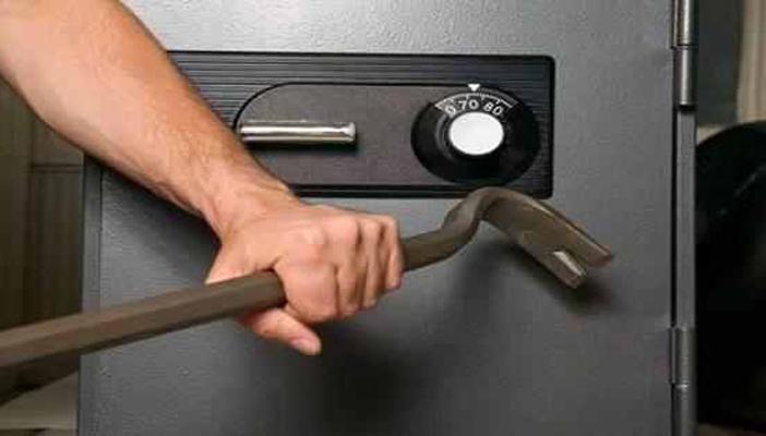 الغياب الأمني يتسبب في سرقة 500 ألف جنيه من شركة صرافة بالمنوفية