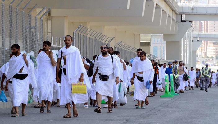 اليوم.. حجاج بيت الله يتوجهون إلى “منى” لأداء أول شعائر الحج