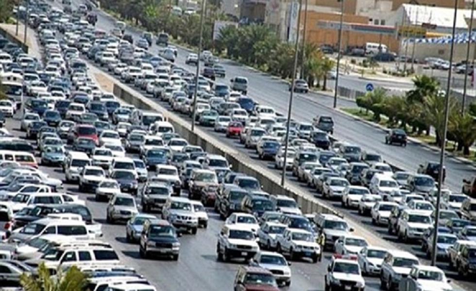 توقف طريق صلاح سالم بسبب حادث تصادم مروري