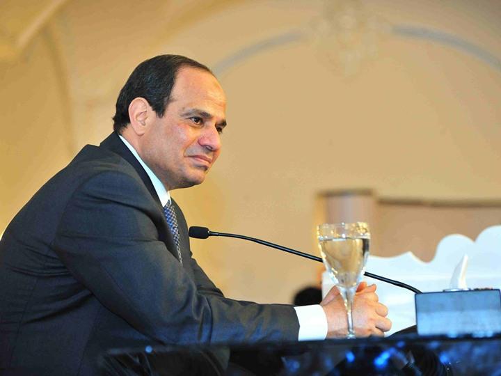 خطاب “السيسي” يشعل مواقع التواصل بالسخرية