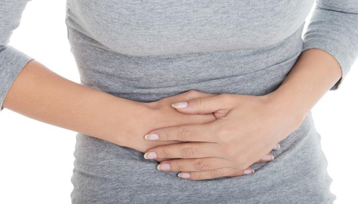 التخلص من عسر الهضم بـ8 إرشادات طبية.. تعرف عليها