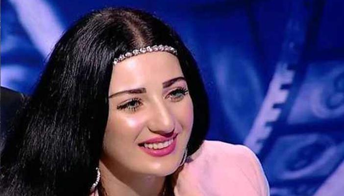 براءة الراقصة صافيناز من تهمة إهانة علم مصر