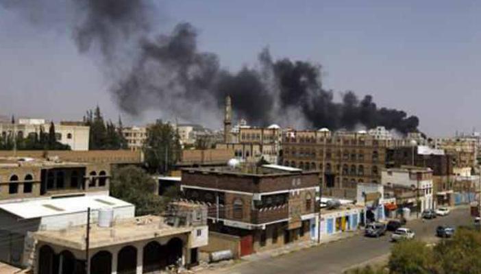 طيران التحالف يجدد قصفه قاعدة “الديلمي” الجوية بصنعاء