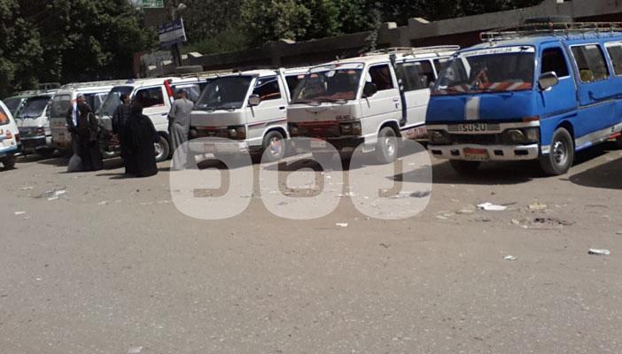 إضراب سائقي سيارات الأجرة في 13 قرية بأسيوط