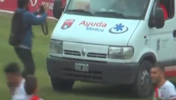 بالفيديو.. لاعب أرجنتيني يقود سيارة إسعاف احتفالا بهدفه