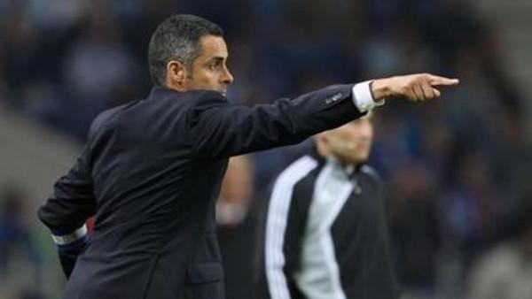 خاص لـ”رصد”: الأهلي يدرس التعاقد مع مدرب التعاون السعودي