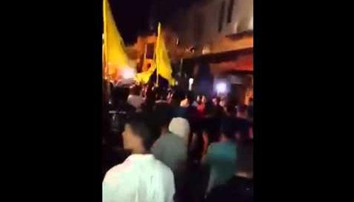 بالفيديو.. فتحاويون يتظاهرون بالضفة ويطالبون “القسام” بالانتقام للأقصى