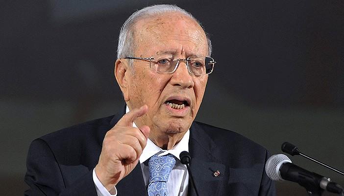 سياسيون لـ”رصد”: السبسي يفضح تنسيق السيسي مع الغرب لاحتلال ليبيا