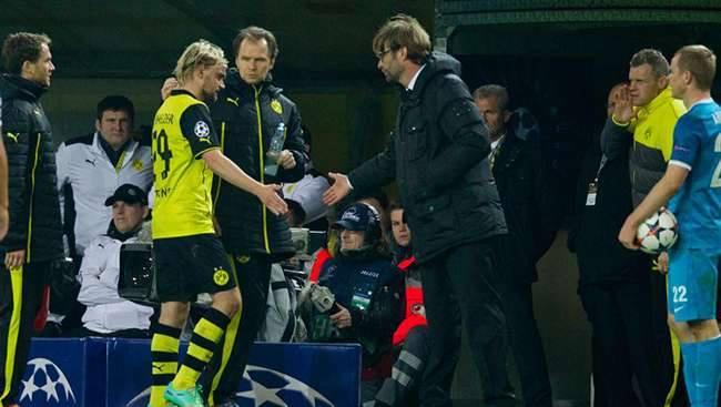 “شميلزر” ينضم إلى نادي الإصابات بعيدة المدى