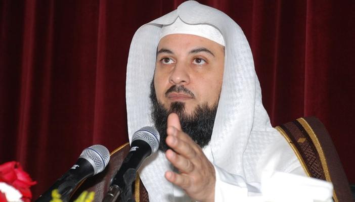 العريفي ينفي شائعة فتواه بعدم جواز جلوس البنت مع أبيها إلا بوجود محرم