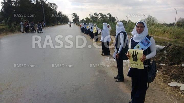 في زمن الانقلاب وقفات طلاب المدارس بكل مصر
