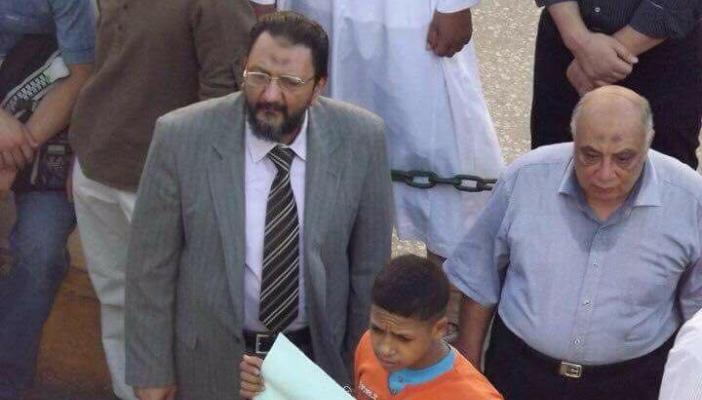 مَنْ كان يحب الشهيد “كمال” فليستقل كما استقال! – محمد ثابت