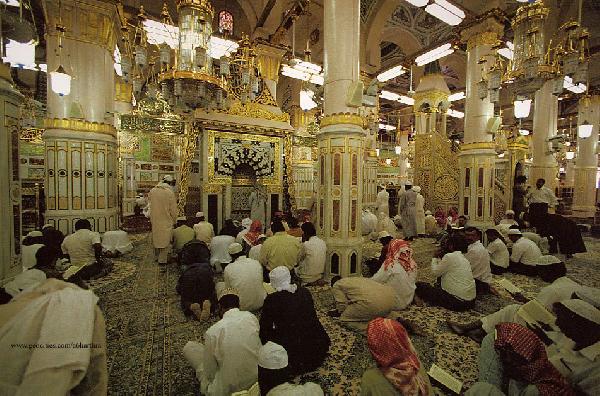 حجاج يتوجهون للمدينة المنورة عقب إتمام شعائر الحج