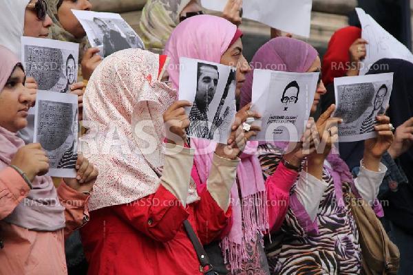 صور | وقفة أمام نقابة الصحفيين بعنوان “الحياة لسلطان”