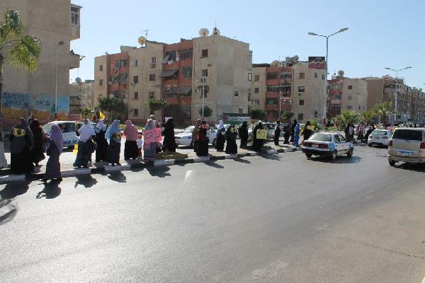 بث مباشر لسلسلة بشرية بطول الكورنيش تنديدا بالانقلاب العسكرى