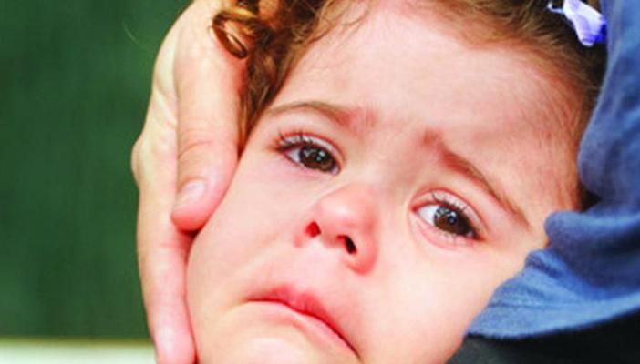 دراسة: شعورك بالقلق يزيد من عدوانية أطفالك