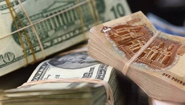 تراجع الجنيه أمام الدولار يتسبب في هبوط البورصة مع نهاية الأسبوع