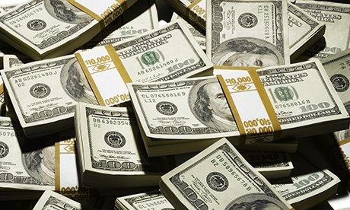 استقرار سعر الدولار في السوق السوداء مسجلًا 15.50 جنيهًا للبيع