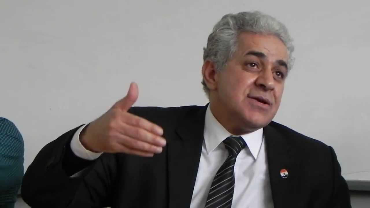 أحمد تهامي: حمدين صباحي يشارك في الانتخابات ويقاطعها في نفس الوقت