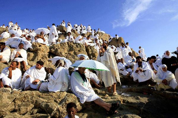 ارتفاع حالات الوفاة بين الحجاج  المصريين إلي 32حالة