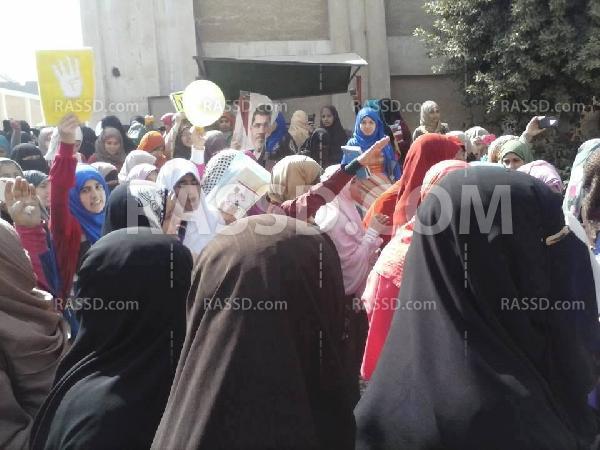 مسيرة لطالبات دراسات إسلامية بجامعة الأزهر