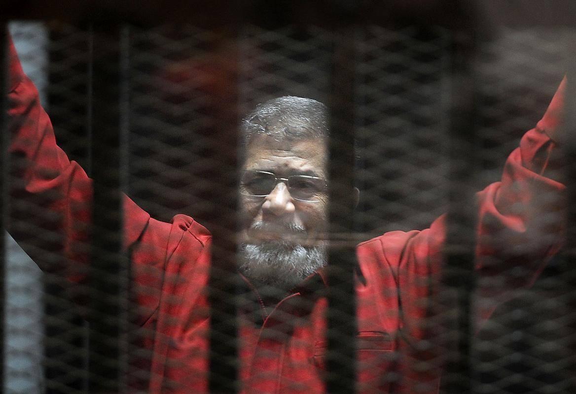 نيابة النقض توصي بإلغاء مؤبد مرسي في قضية “التخابر الكبرى”