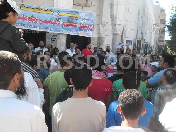 المئات من رافضى الإنقلاب بحلوان يحتشدون بمسجد المراغى