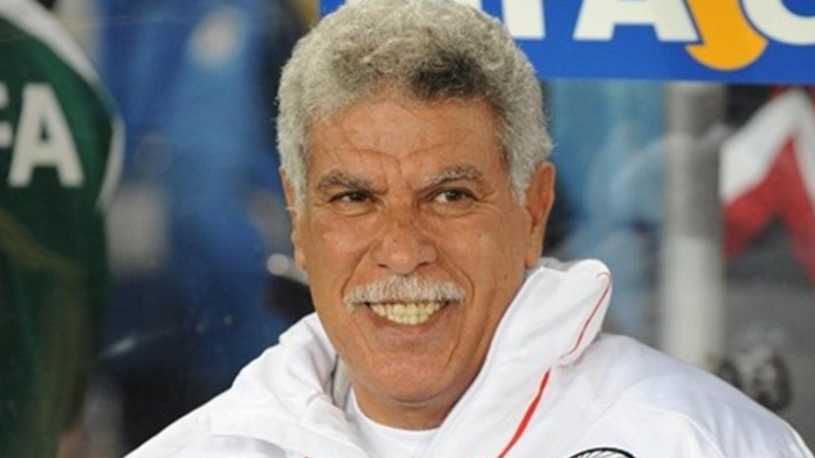 مصدر لـ”رصد”: شحاتة يهدد المقاولين بالرحيل
