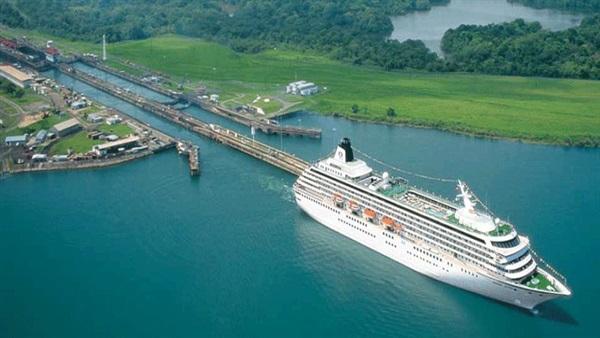 رئيس قناة بنما: من الصعب إقناع شركات الشحن بدفع رسوم العبور مقدمًا