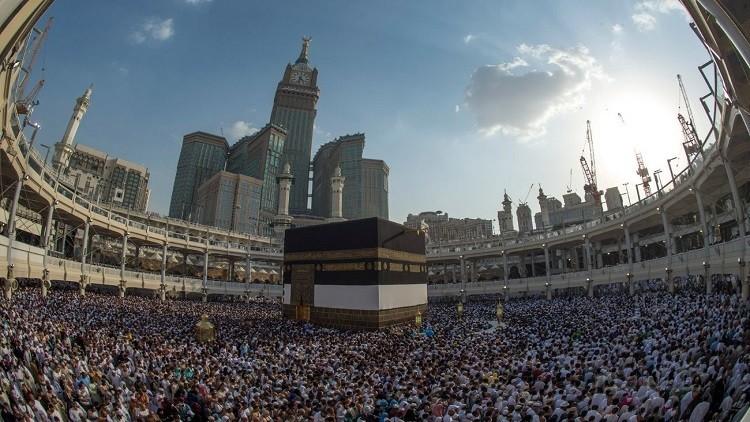 من “إبرهة” إلى “الخوميني”.. 10 تهديدات واجهها البيت الحرام