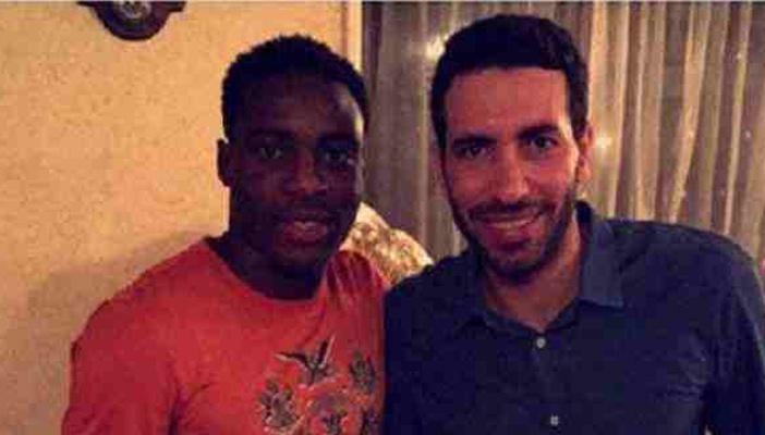 إيفونا ينشر صورة مع أبو تريكة