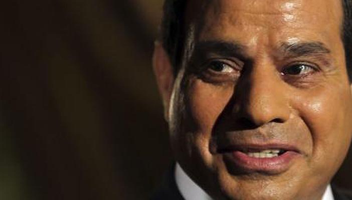 كاتب بريطاني يصف زيارة السيسي المرتقبة: “ديكتاتور في ضيافتنا”