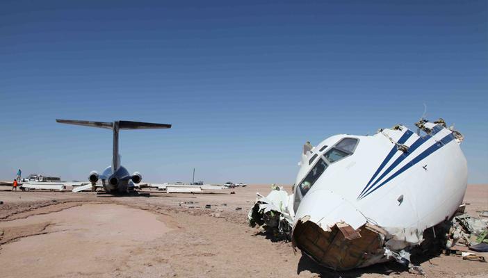 النيابة تأمر بالتحفظ على حطام الطائرة الروسية وصندوقها الأسود