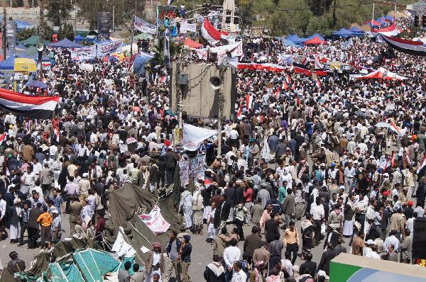 فيديو| مظاهرة باليمن رفضًا لتهديدات الحوثيين بتشكيل حكومة