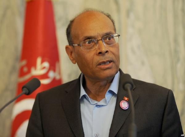 المرزوقي لشباب تونس: “ستدفعون الثمن لو عاد الاستبداد للسلطة”