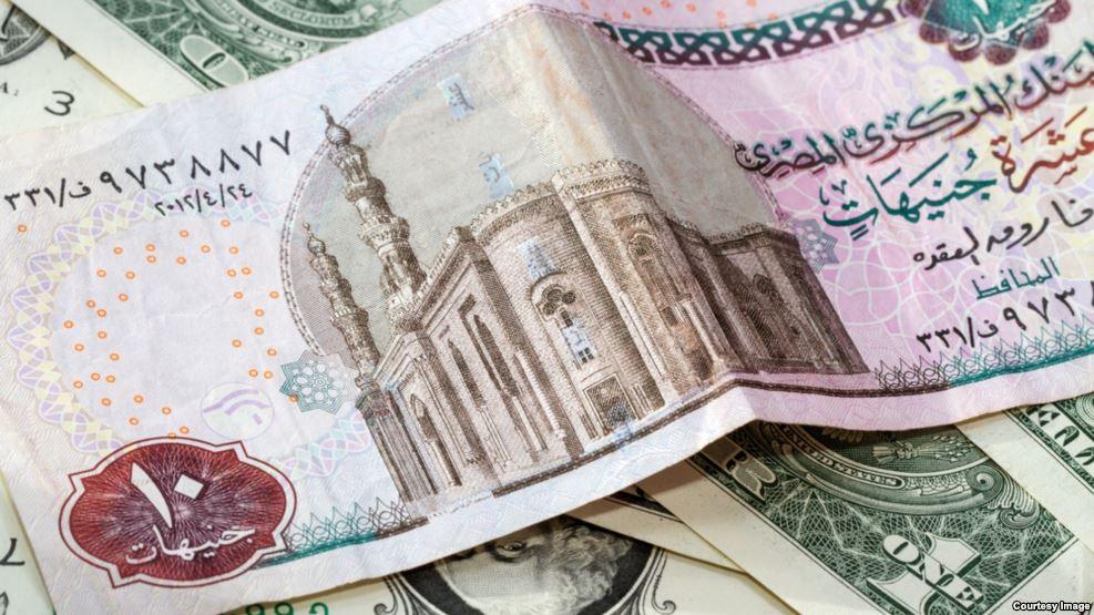 بعد قرار تعويم الجنيه.. تاجر يتعرض لأزمة قلبية بالدقهلية