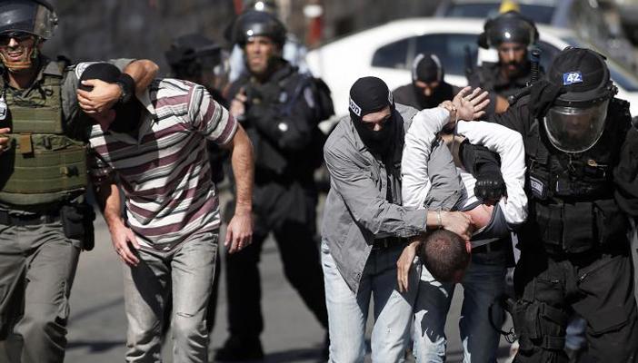 سلطات الاحتلال تعتقل 28 فلسطينيًا في الضفة الغربية