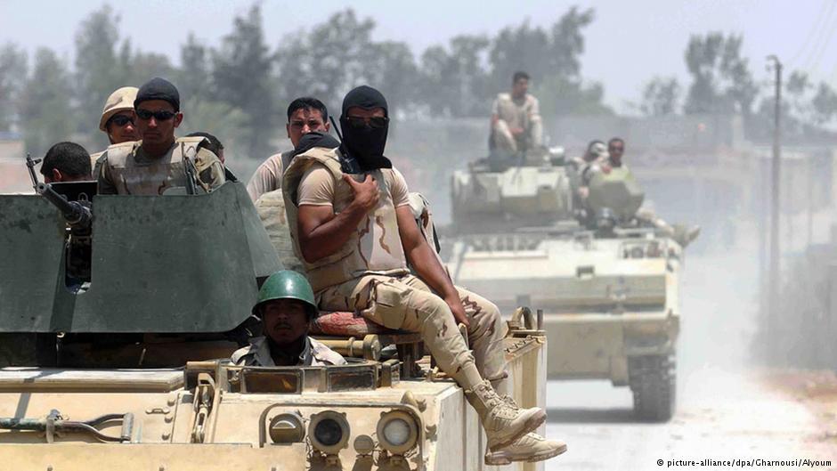 خاص لـ”رصد”: مصرع رجل وسيدة برصاص الجيش بالعريش