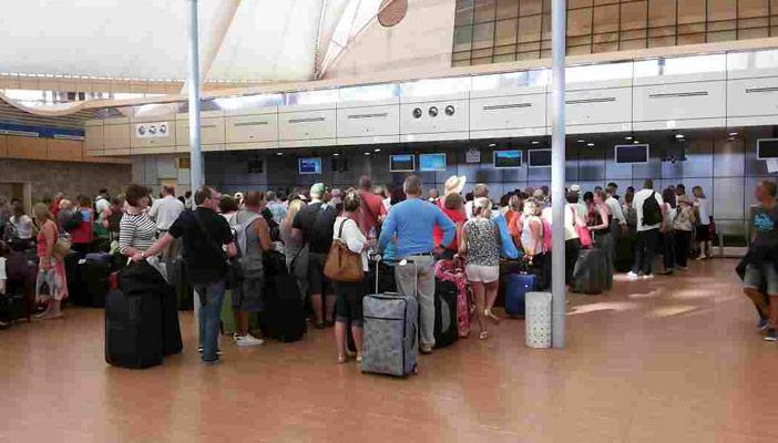 20 ألف سائح بريطاني عالقون في شرم الشيخ