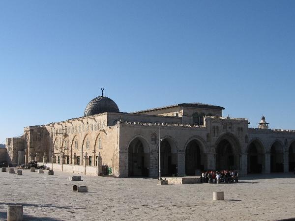 حريق في المسجد الأقصى لأول مرة منذ 45 عامًا