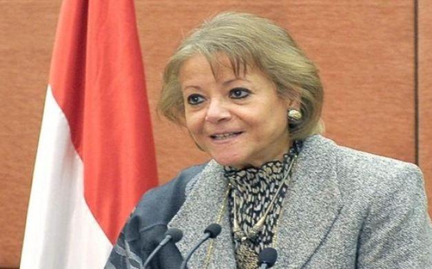 نشطاء: اللي مالوش خير في فايزة مالوش خير في مصر