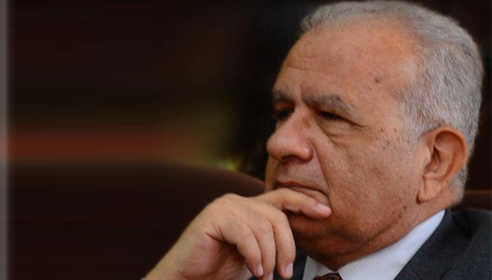 حازم حسني: مصر تتعرض لحملة شرسة.. الحلول العسكرية لن تفلح