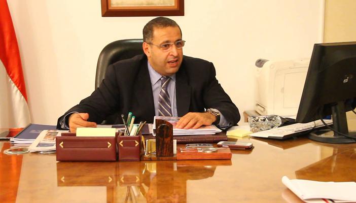 الغضب ينتشر بين عمال القطاع العام بعد تأخر صرف علاوة الـ10%