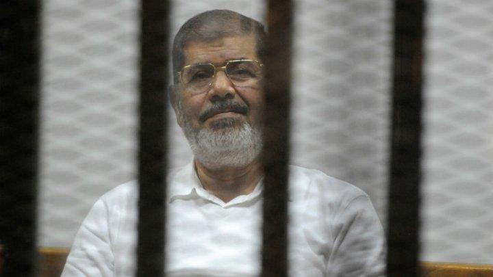 “#ظلمناك_يامرسي” هاشتاج يتصدر “تويتر”.. ومغردون: رغم أخطاءك افتقدناك